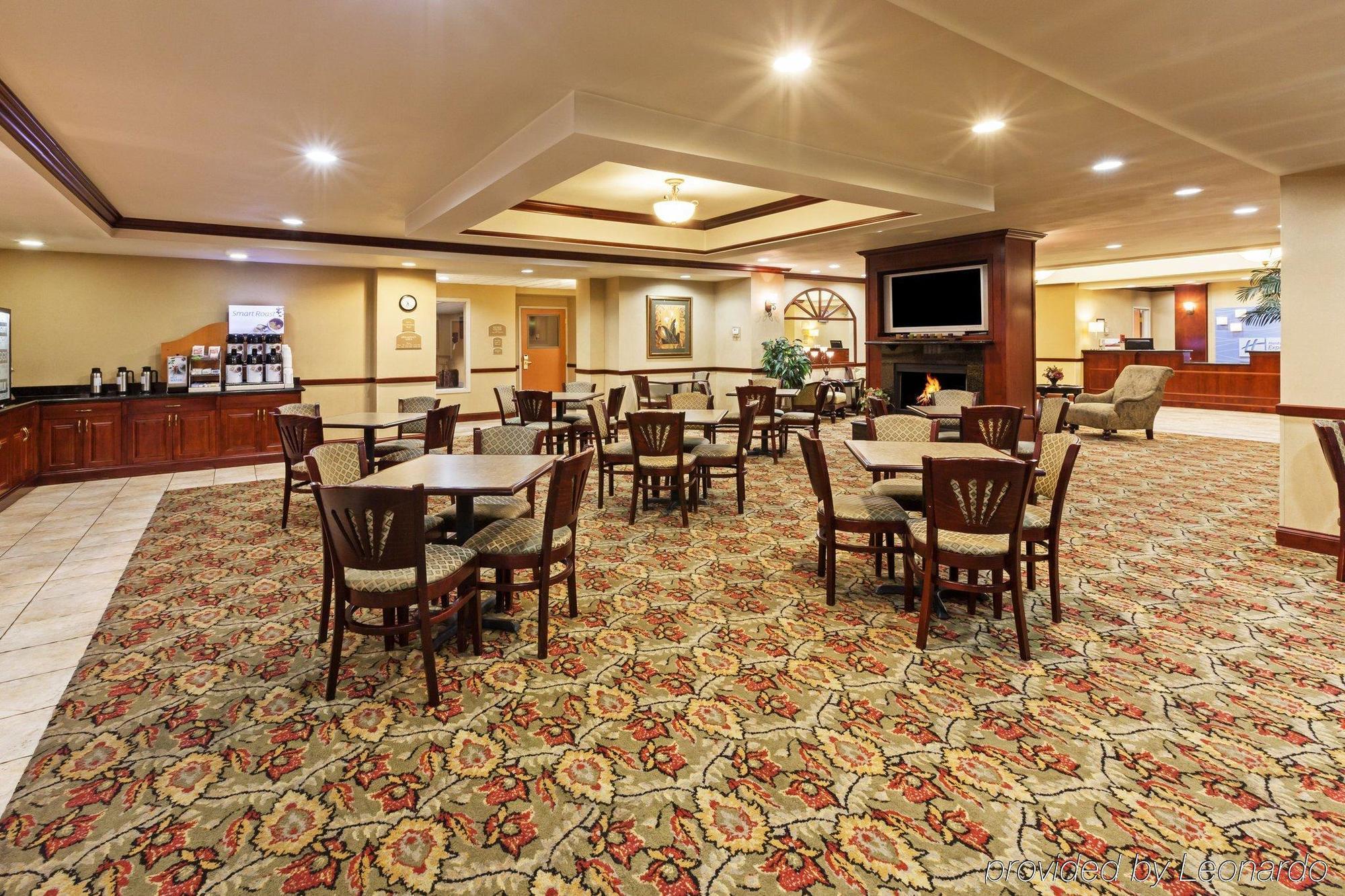 Holiday Inn Express & Suites Selma By Ihg מראה חיצוני תמונה