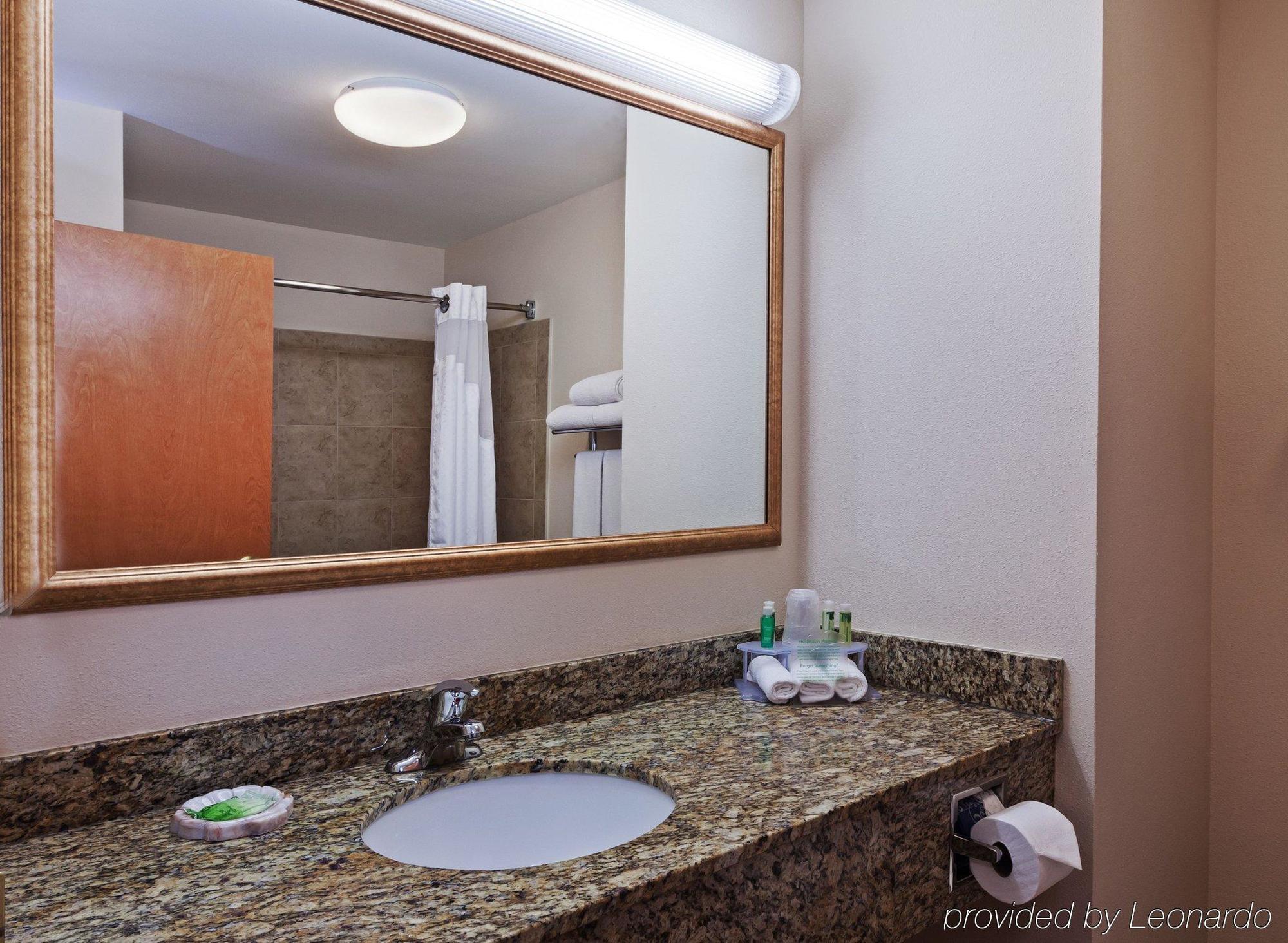 Holiday Inn Express & Suites Selma By Ihg מראה חיצוני תמונה
