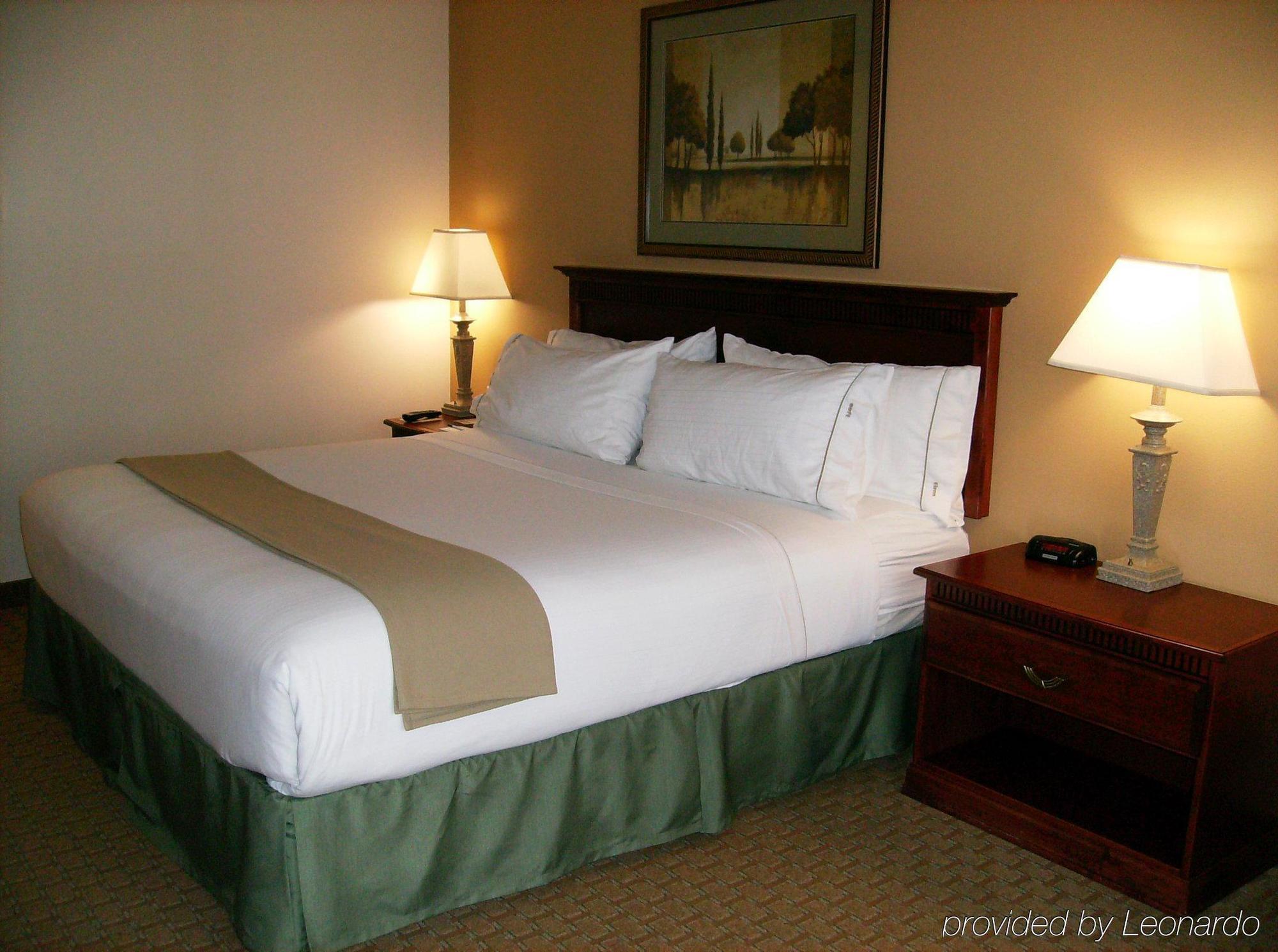 Holiday Inn Express & Suites Selma By Ihg מראה חיצוני תמונה