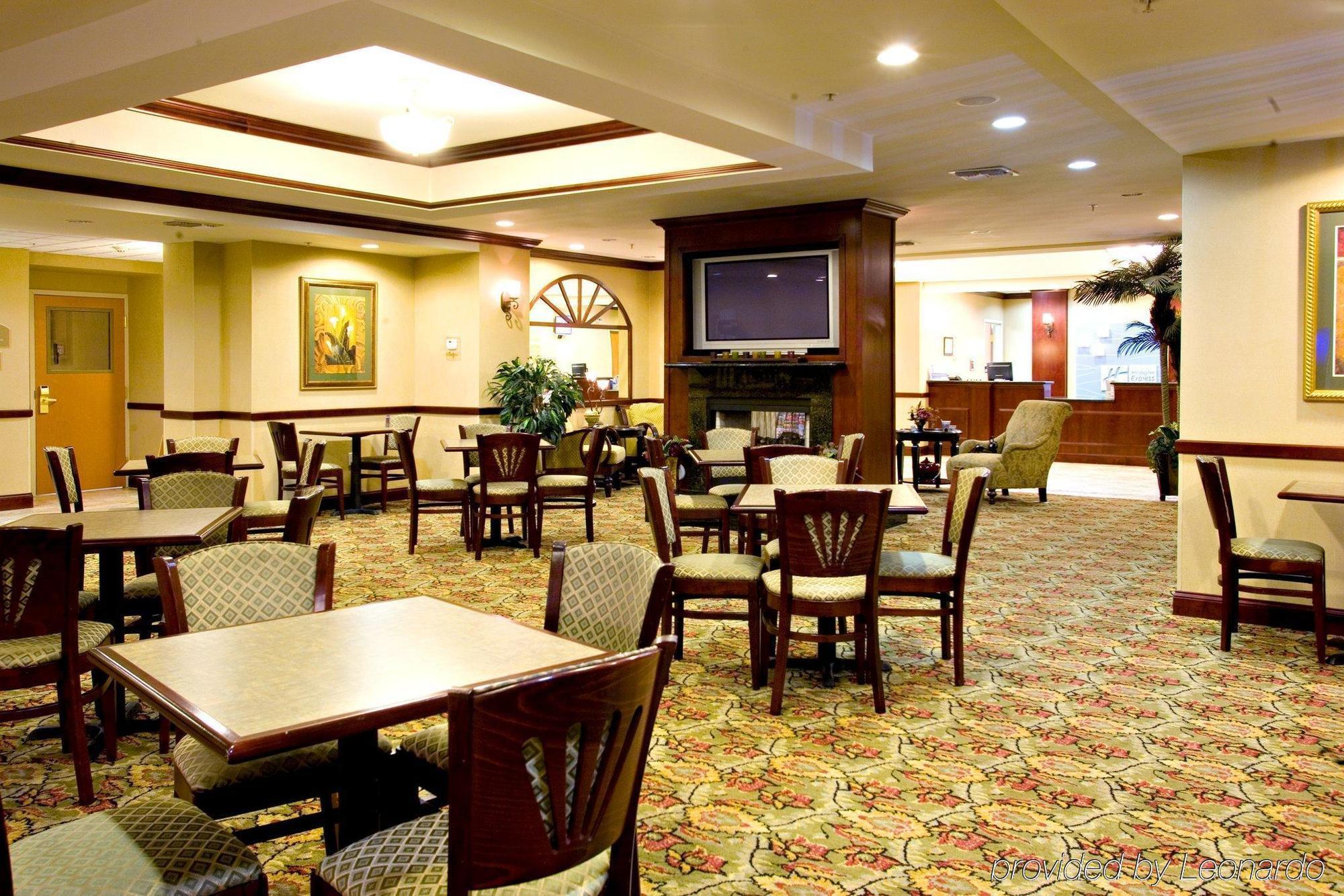 Holiday Inn Express & Suites Selma By Ihg מראה חיצוני תמונה