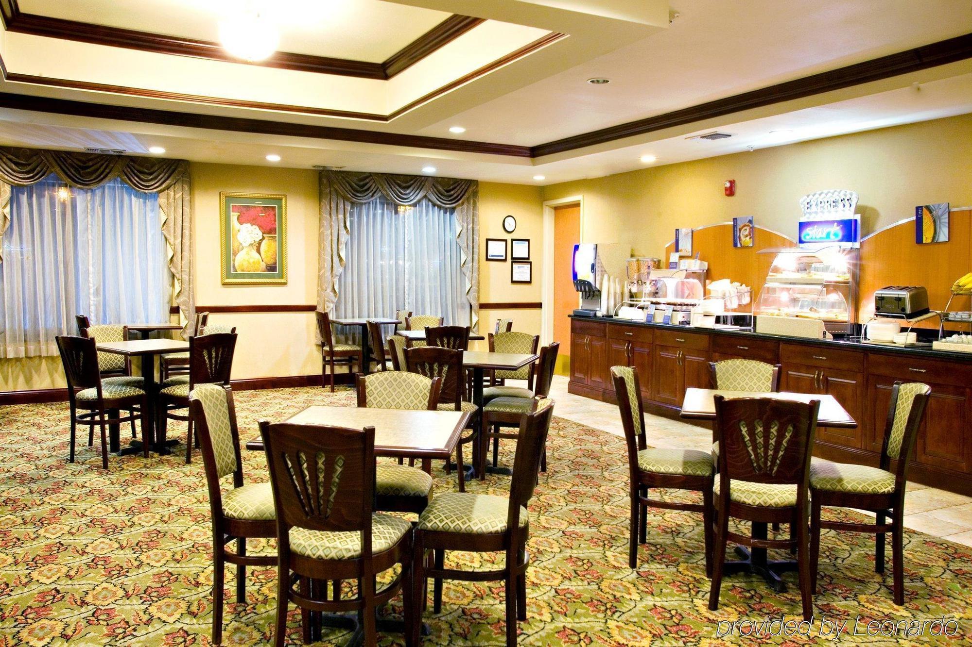 Holiday Inn Express & Suites Selma By Ihg מראה חיצוני תמונה