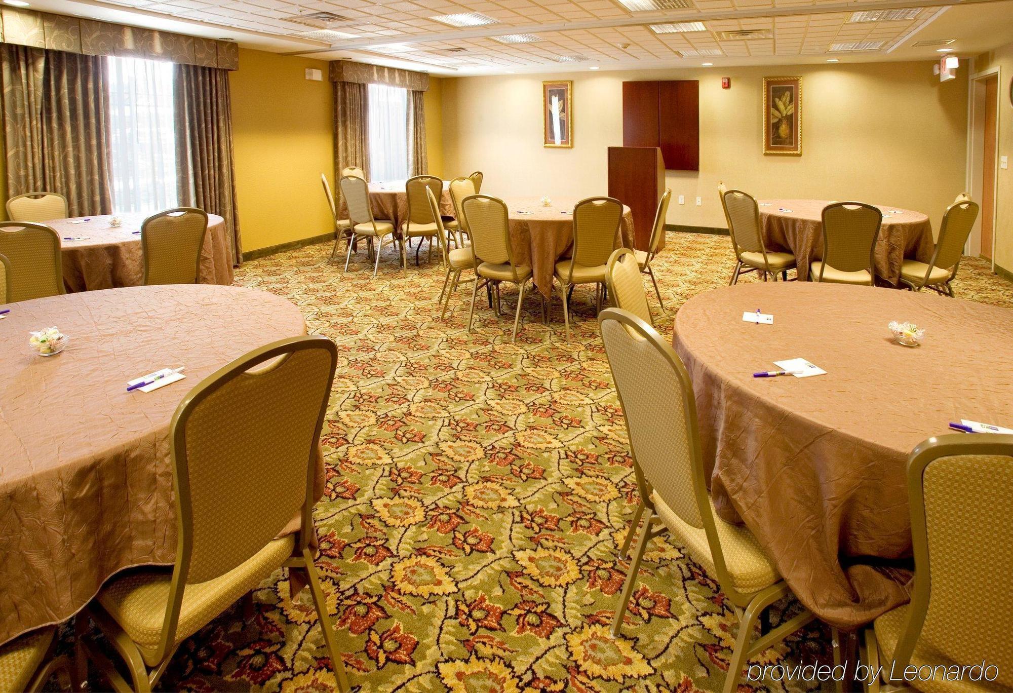 Holiday Inn Express & Suites Selma By Ihg מראה חיצוני תמונה